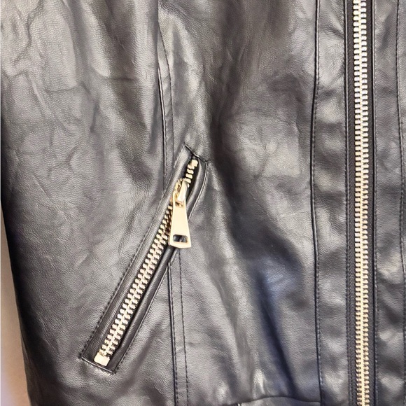 Powder River Woman’s PU Leathers Jacket - Picture 4 of 9